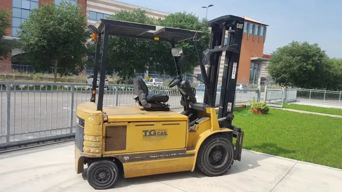 CATERPILLAR - EP30