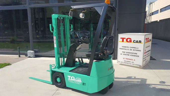 TOYOTA - FB5