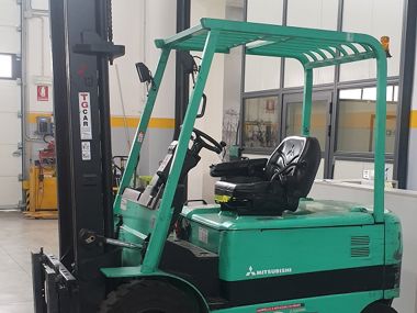 MITSUBISHI - FB30KPAC